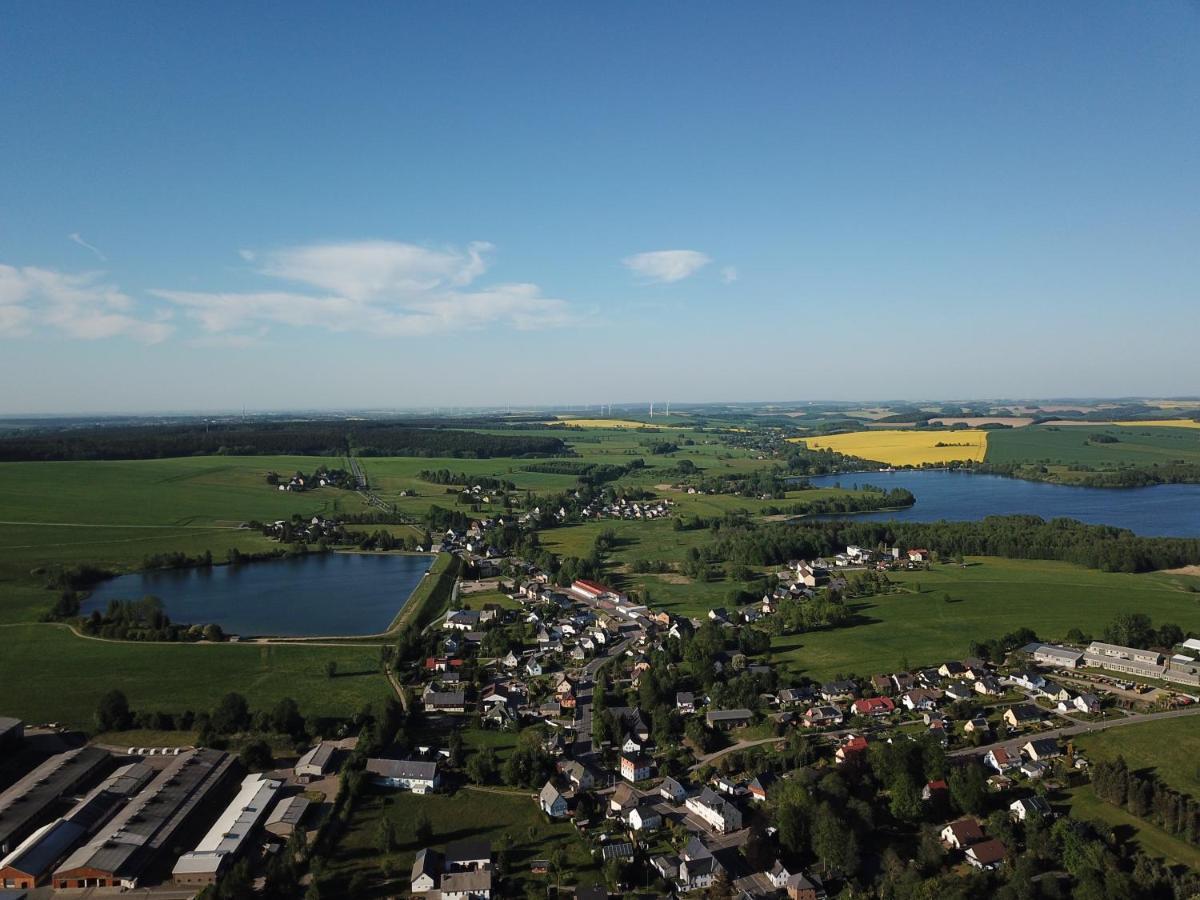 Ferienwohnung Lippmann Grosshartmannsdorf Bagian luar foto